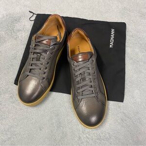 Magnanni Gray and Brown Leather Sneakers with Minimalist Design Size: 8.5